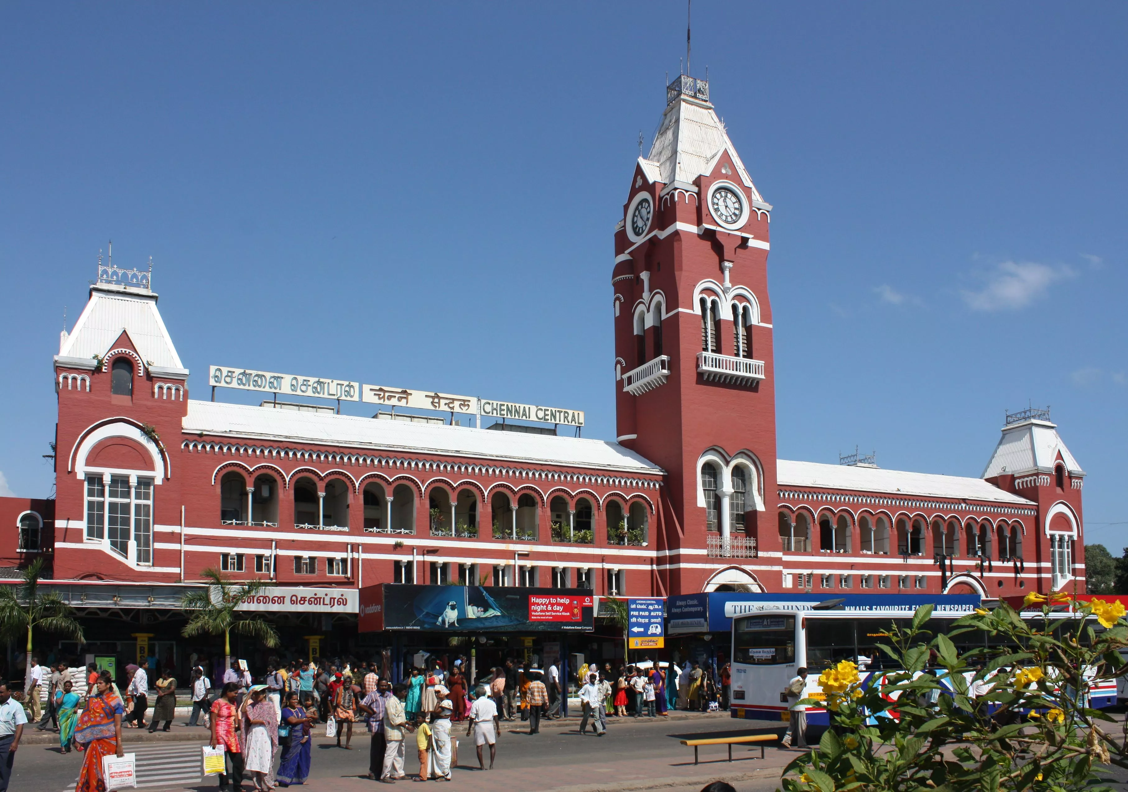 A couple in Chennai, Pinnaya, the verified dating app for Chennai professionals