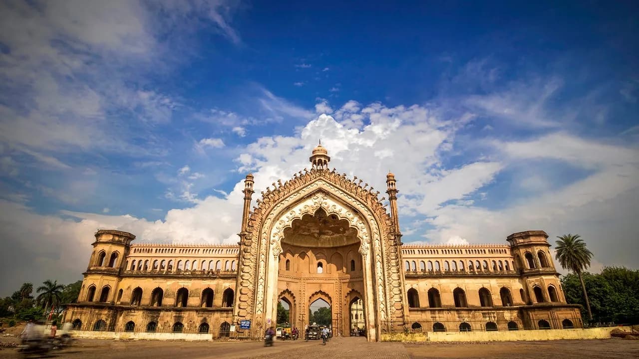 A couple in Lucknow, Pinnaya, the verified dating app for Lucknow professionals